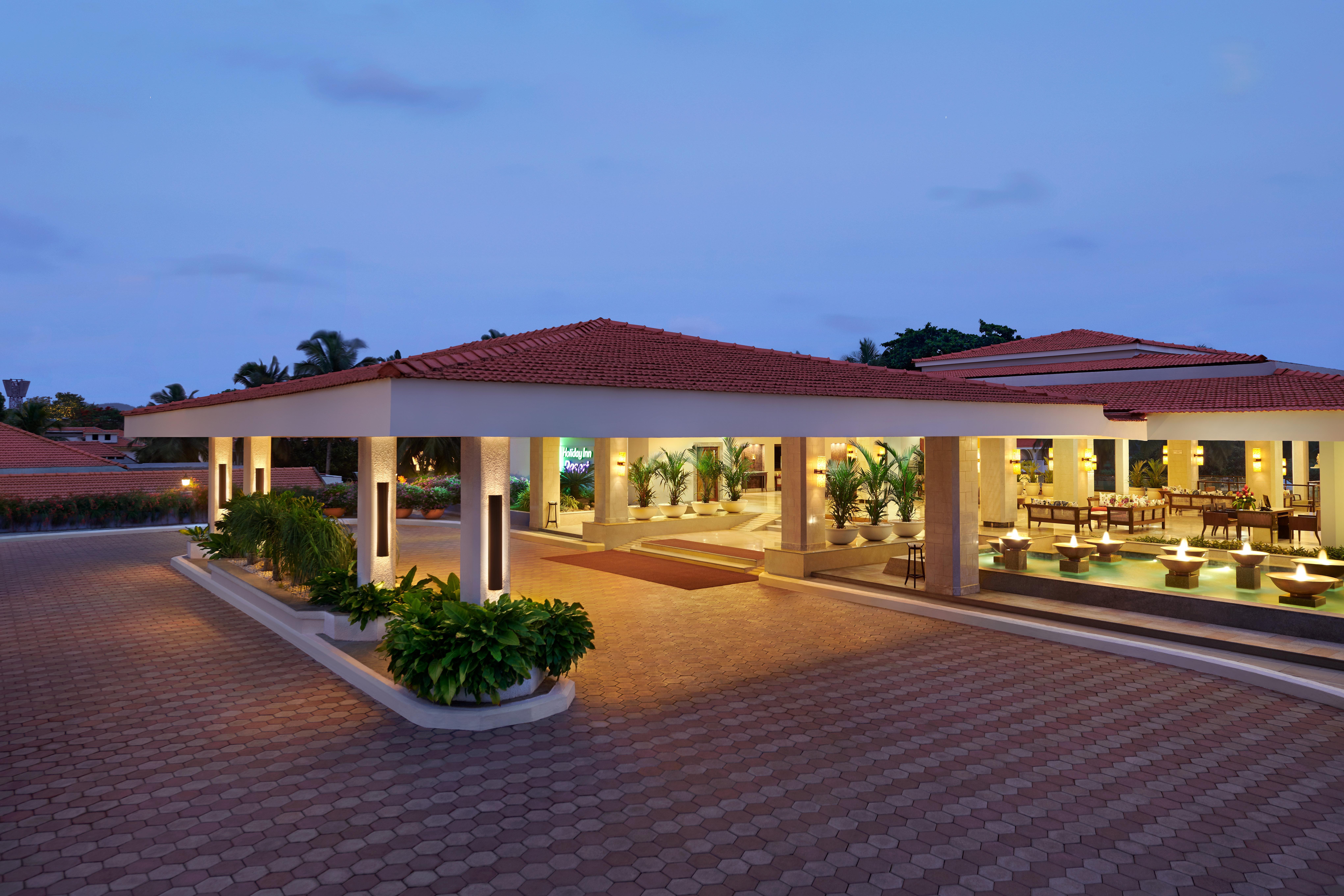 Holiday Inn Resort Goa By Ihg Cavelossim Exterior foto