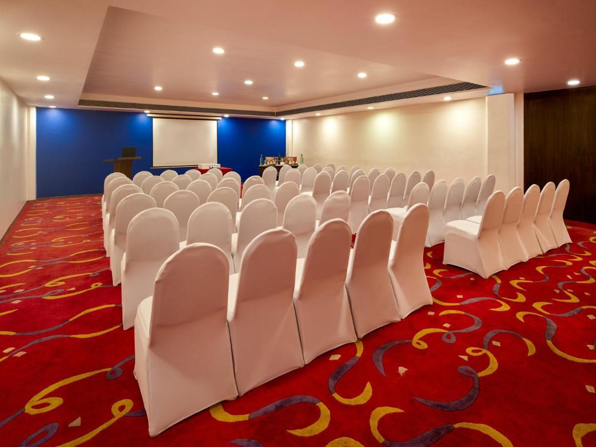 Holiday Inn Resort Goa By Ihg Cavelossim Exterior foto