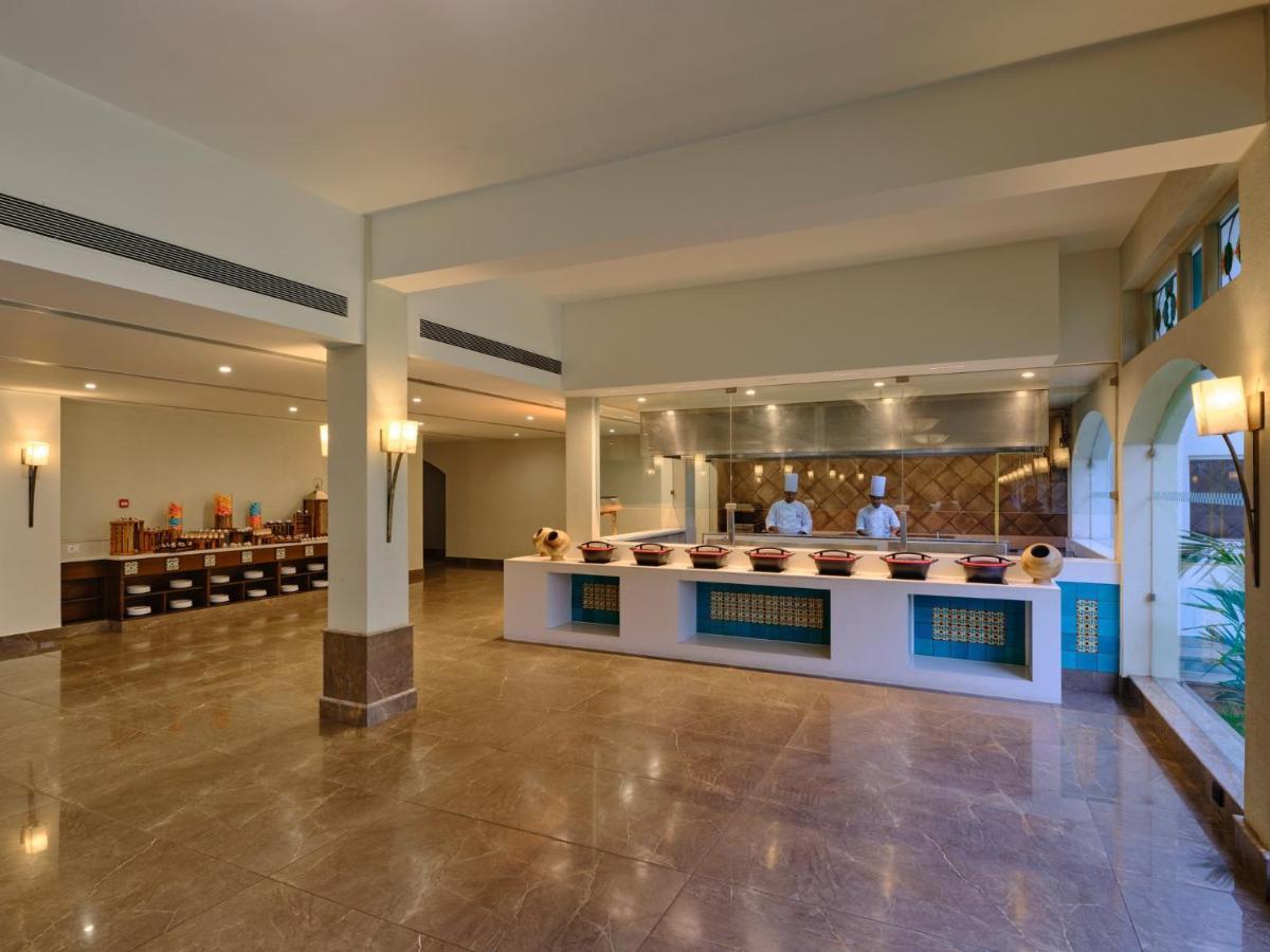 Holiday Inn Resort Goa By Ihg Cavelossim Exterior foto